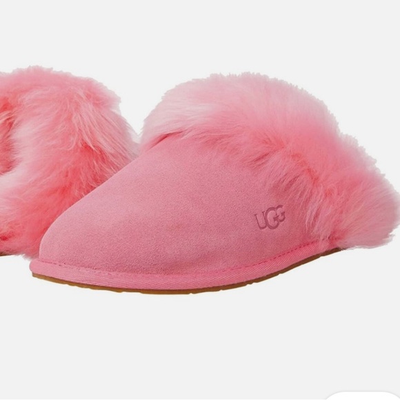 UGG Soft Pink Fluffy Slippers - Picture 2 of 11
